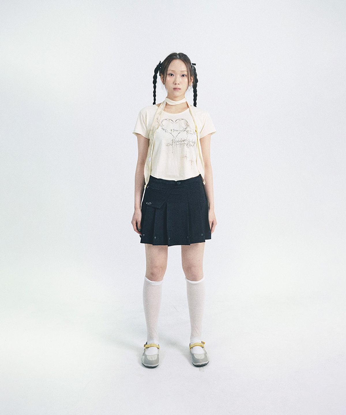 허그유어스킨(HUG YOUR SKIN) 하트 오너먼트 스카프 탑(레몬)