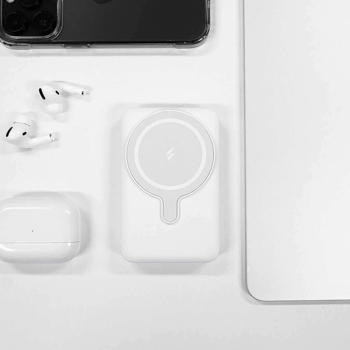 아이노비아(INOVIA) 아이노비아 맥세이프 보조배터리 마그네틱 아이폰 무선충전 5000mAh