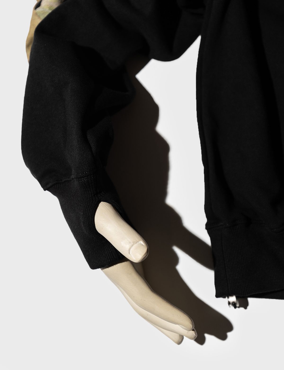펀치드렁크파티즈(PUNCH DRUNK PARTIES) Parties Calling Oversized Hoodie (BLACK)