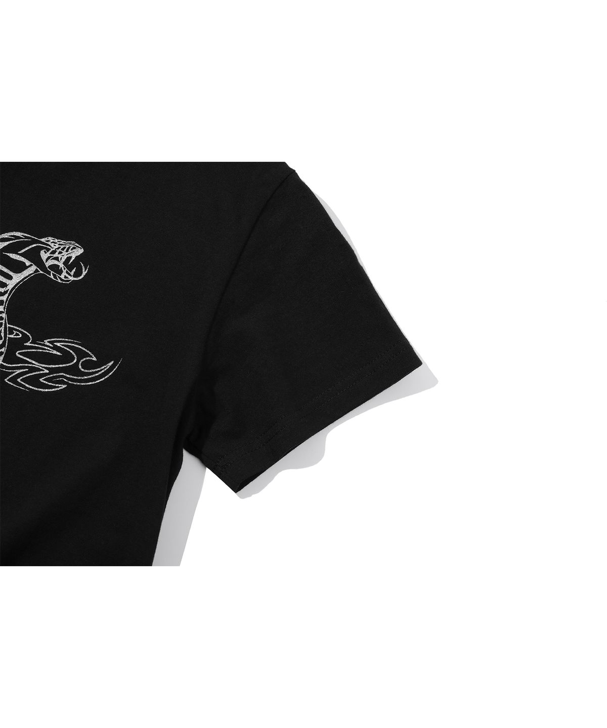 이퓨원트(IFYOUWANT) Venomous TEE black