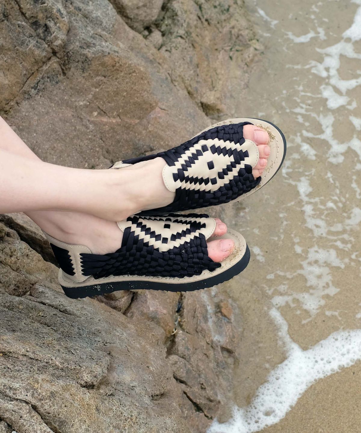 츄바스코(CHUBASCO) AZS0401 AZTEC2 SAND/BLACK
