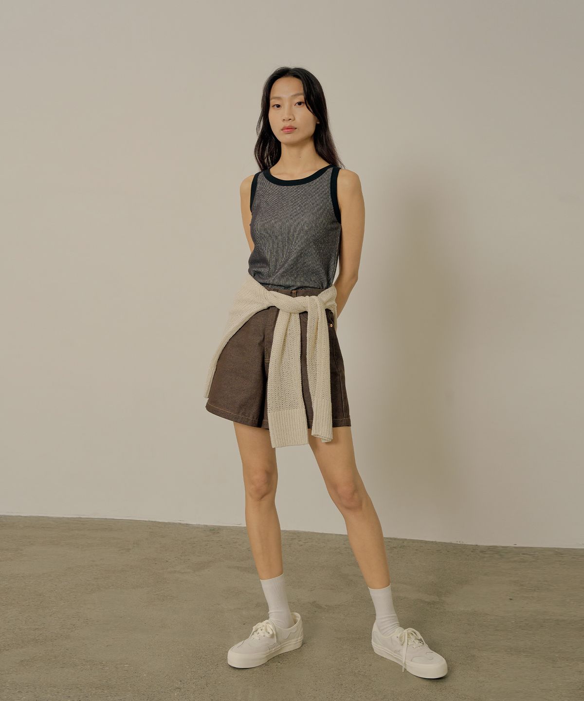 네벨에브리웨어(NEBELEVERYWEAR) Combi sleeveless_charcoal