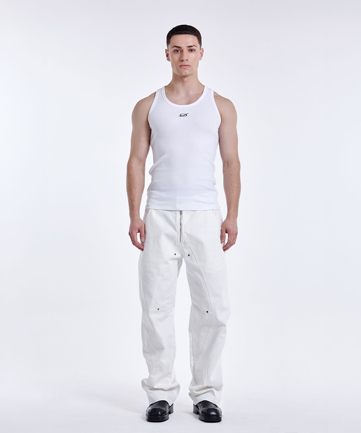 51퍼센트(51PERCENT) Basic curve sleeveless - White