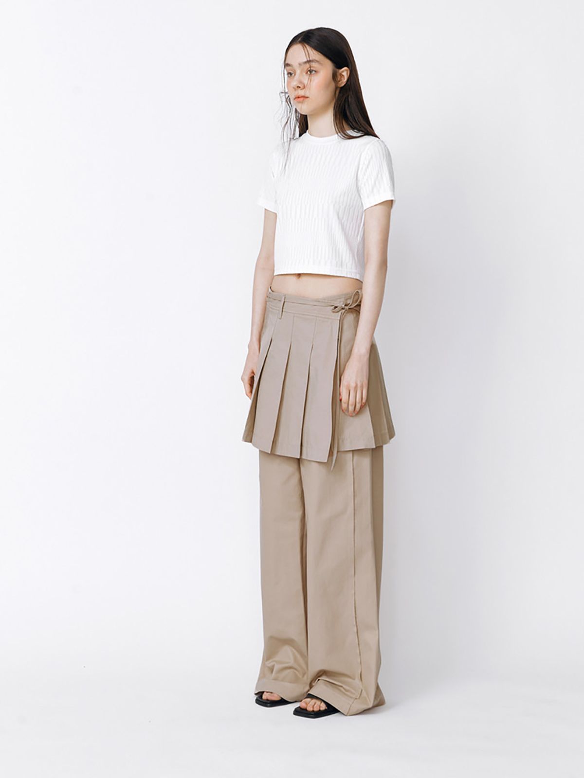 민더리(MEENDERI) BASIC PATTERN T-SHIRT - WHITE