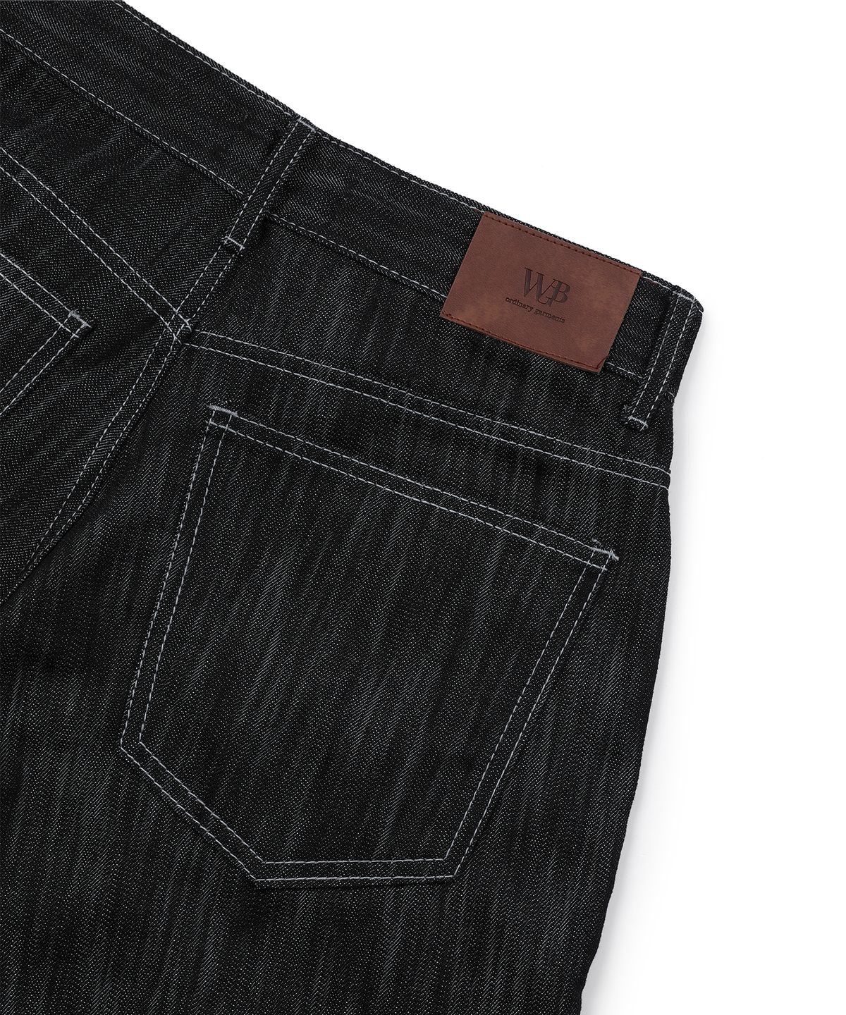 웨스트 그랜드 블러바드(WEST GRAND BOULEVARD) 버뮤다 벨티드 새틴 생지 데님 쇼츠 BLACK INDIGO