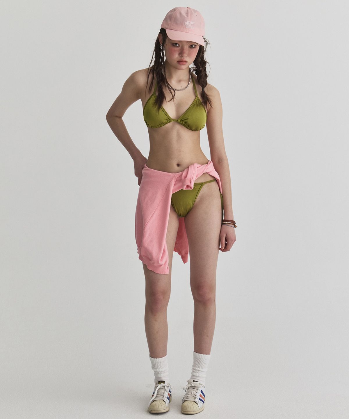 배러댄서프(BETTER THAN SURF) SMILE LOGO BEACH CAP - PALE PINK