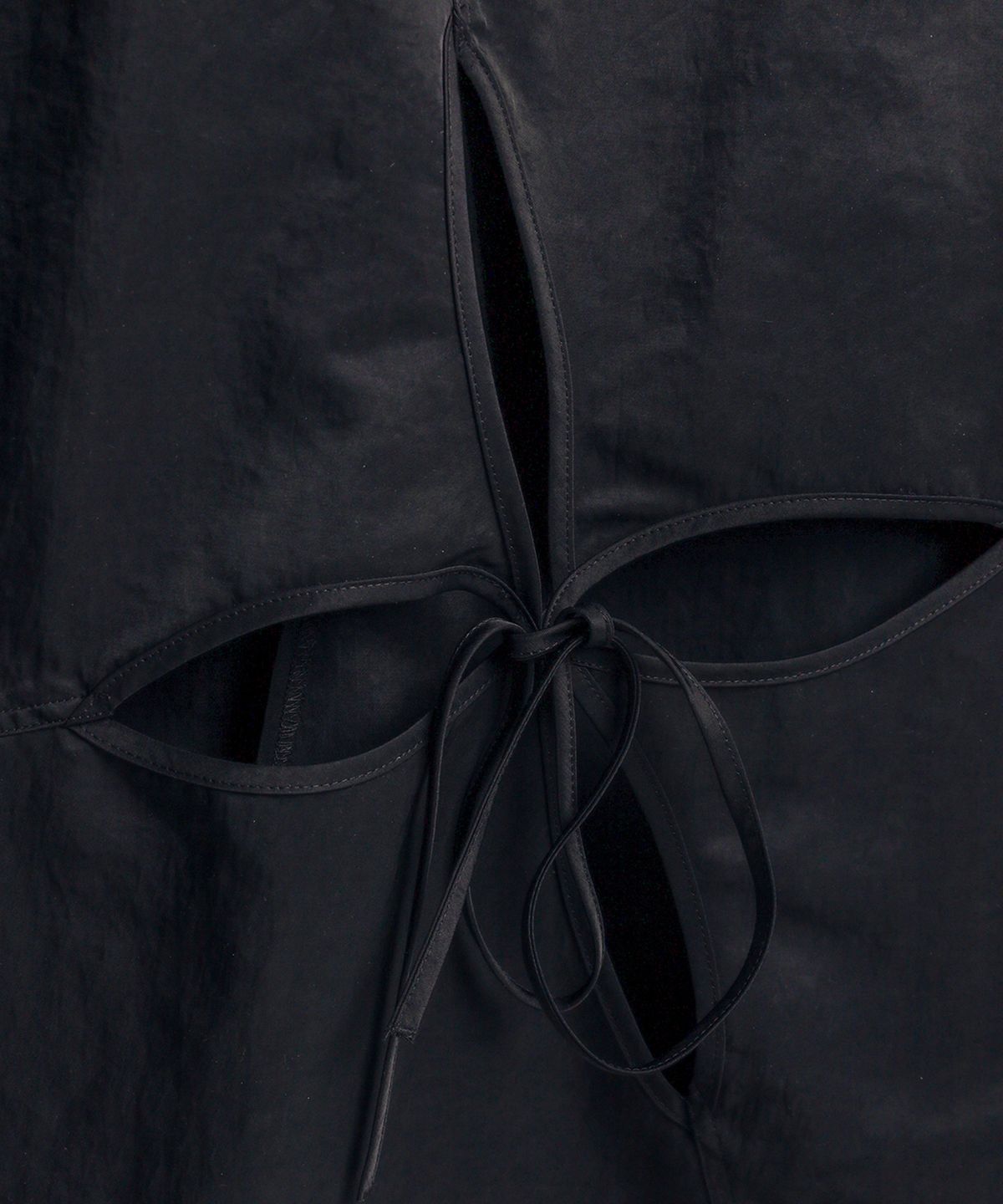 토우토우 아카이브(TOWTOW ARCHIVE) PIA CARGO SKIRT-SLASH BLACK