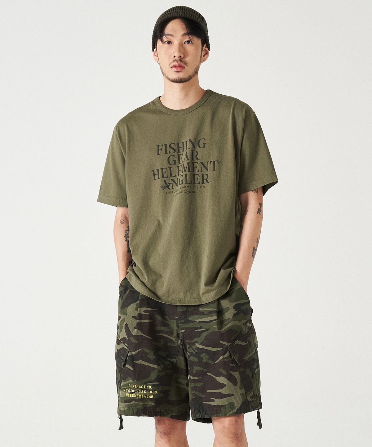 힐리먼트(HELEMENT) 앵글러 그래픽 반팔티 (KHAKI)