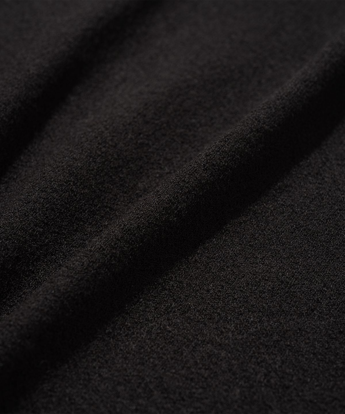 니티드(KNITTED) 썸머 스트라이프 반팔 니트 셔츠 BLACK