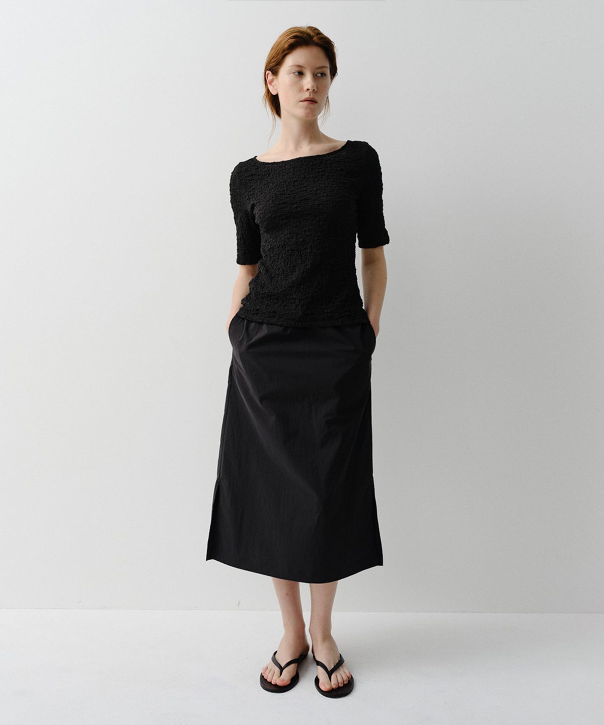 이아(EAAH) ODE SKIRT (BLACK)