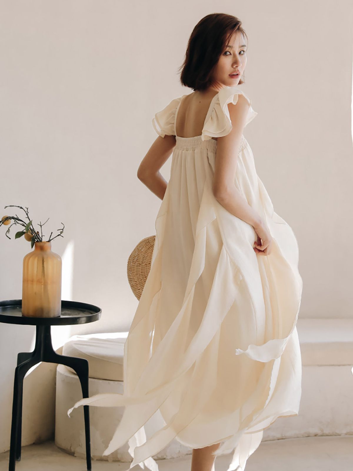 랭썬(LANGSON) LS_White angel sleeveless dress