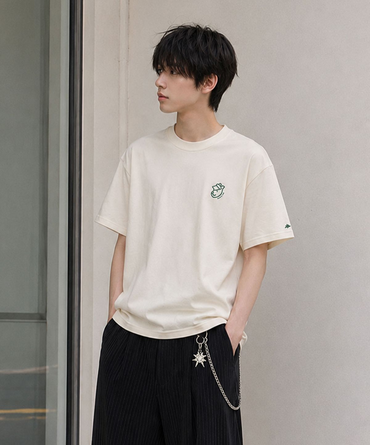 언리미트(UNLIMIT) CLUB BEAR TEE (U24BTTS406)