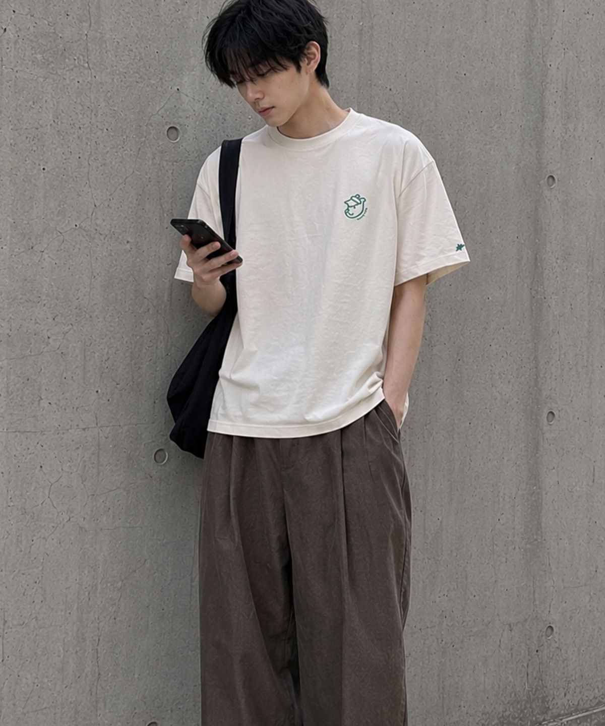 언리미트(UNLIMIT) CLUB BEAR TEE (U24BTTS406)
