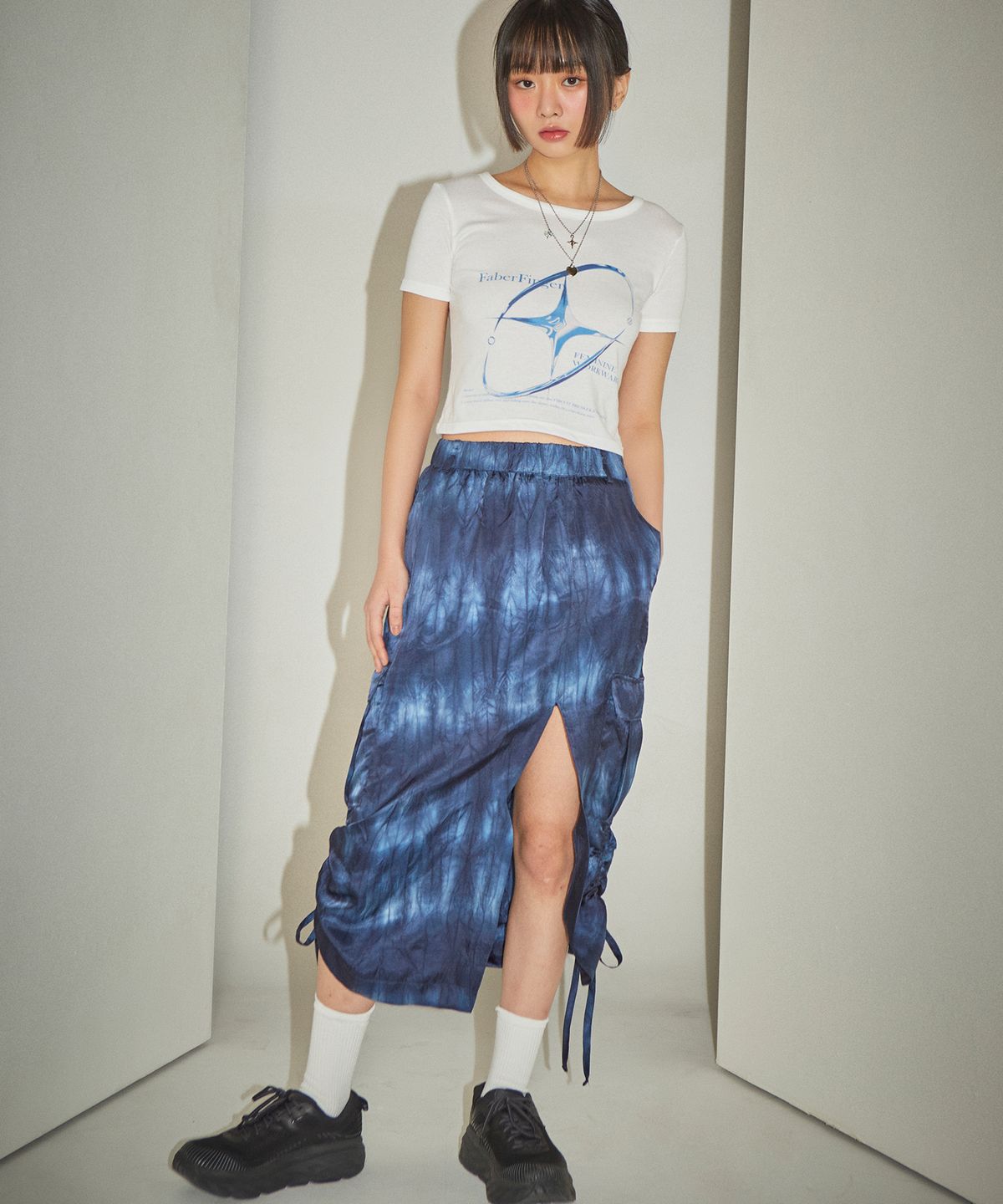 파베르핑거(FABER FINGER) Glossy Cargo Skirt (Blue)