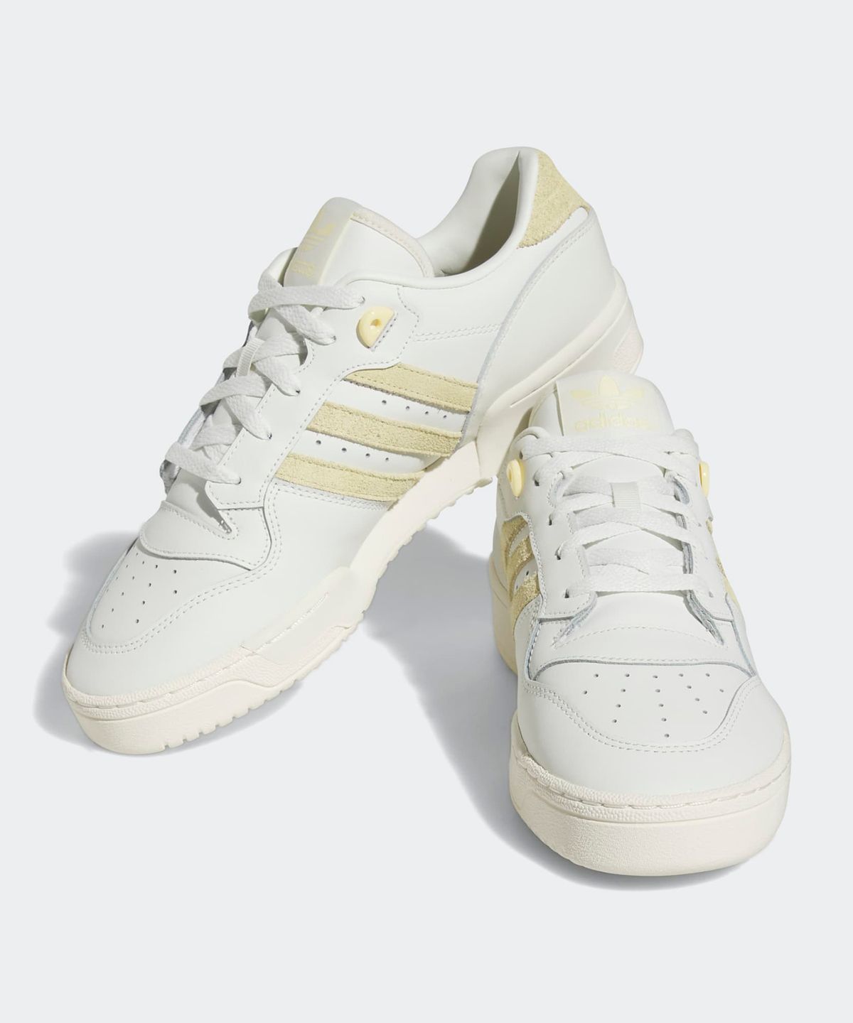 아디다스(ADIDAS) 라이벌리 로우 - 화이트 / IE4299