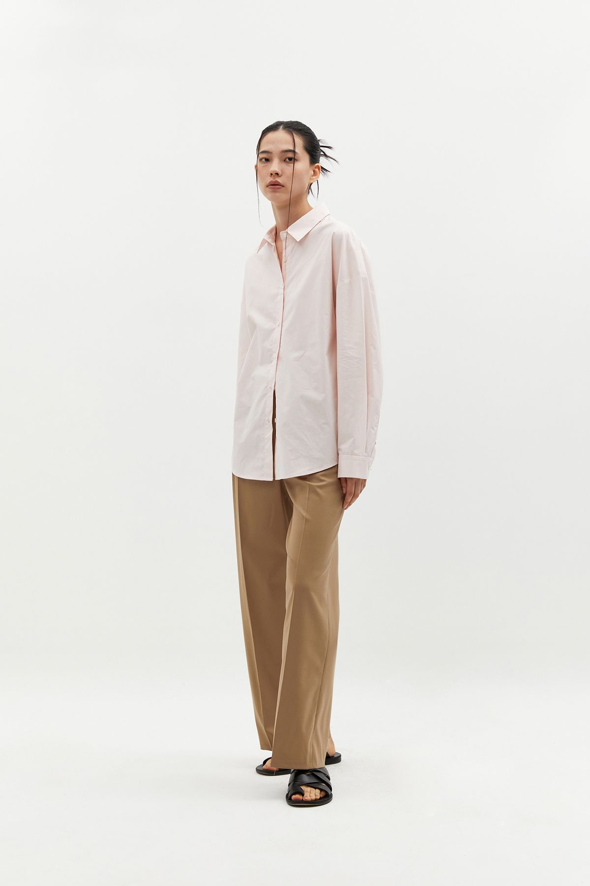 블랑드누아(BLANC de NOIRS) 투턱 세미와이드 울 슬랙스 (베이지)