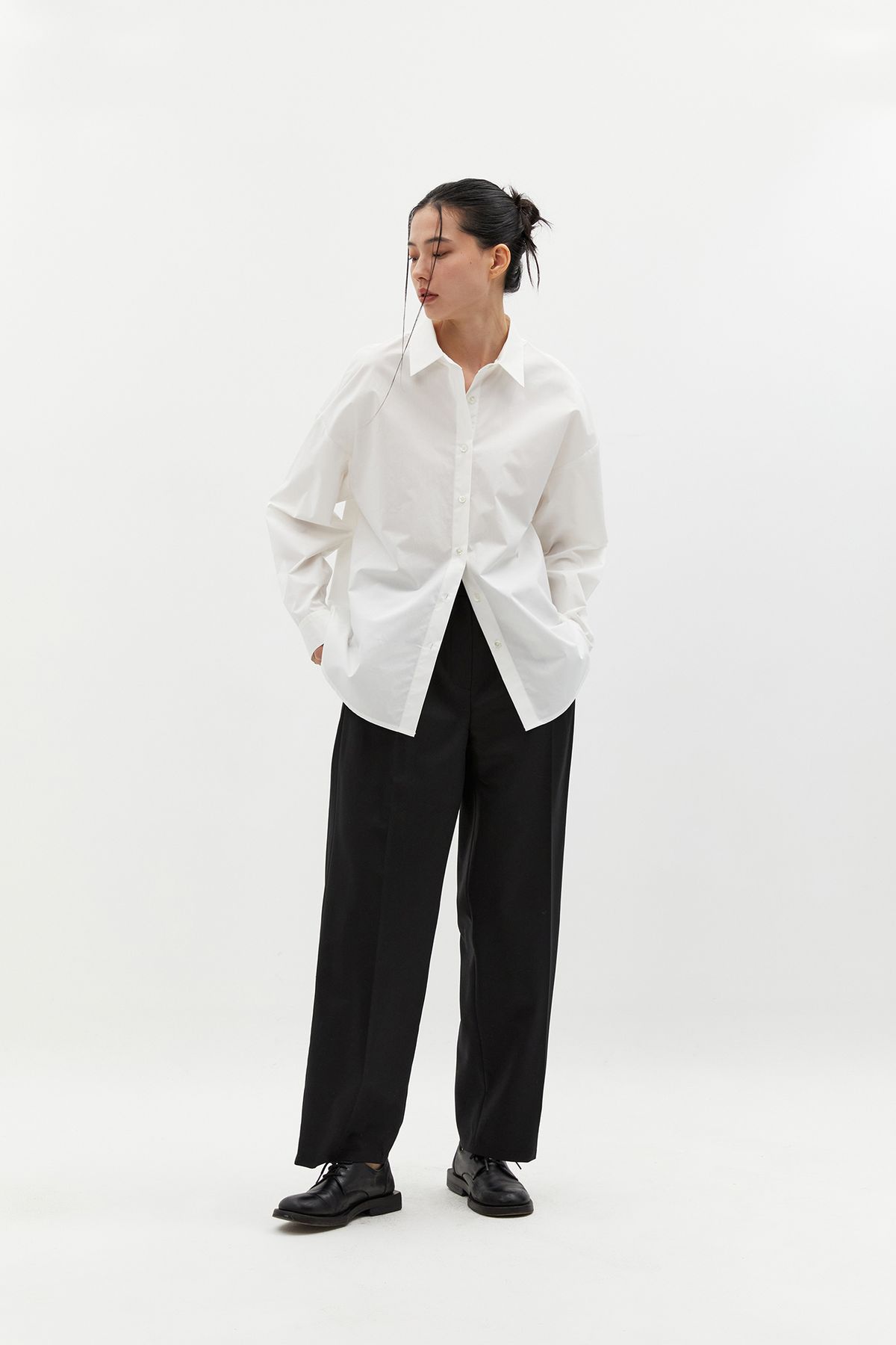 블랑드누아(BLANC de NOIRS) 오버핏 코튼 셔츠 (화이트)