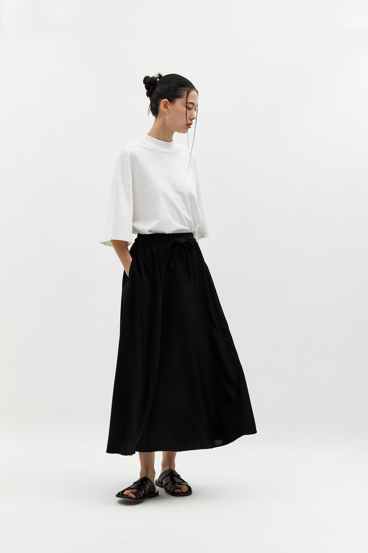 블랑드누아(BLANC de NOIRS) 밀파 밴딩 와이드 스커트 (블랙)
