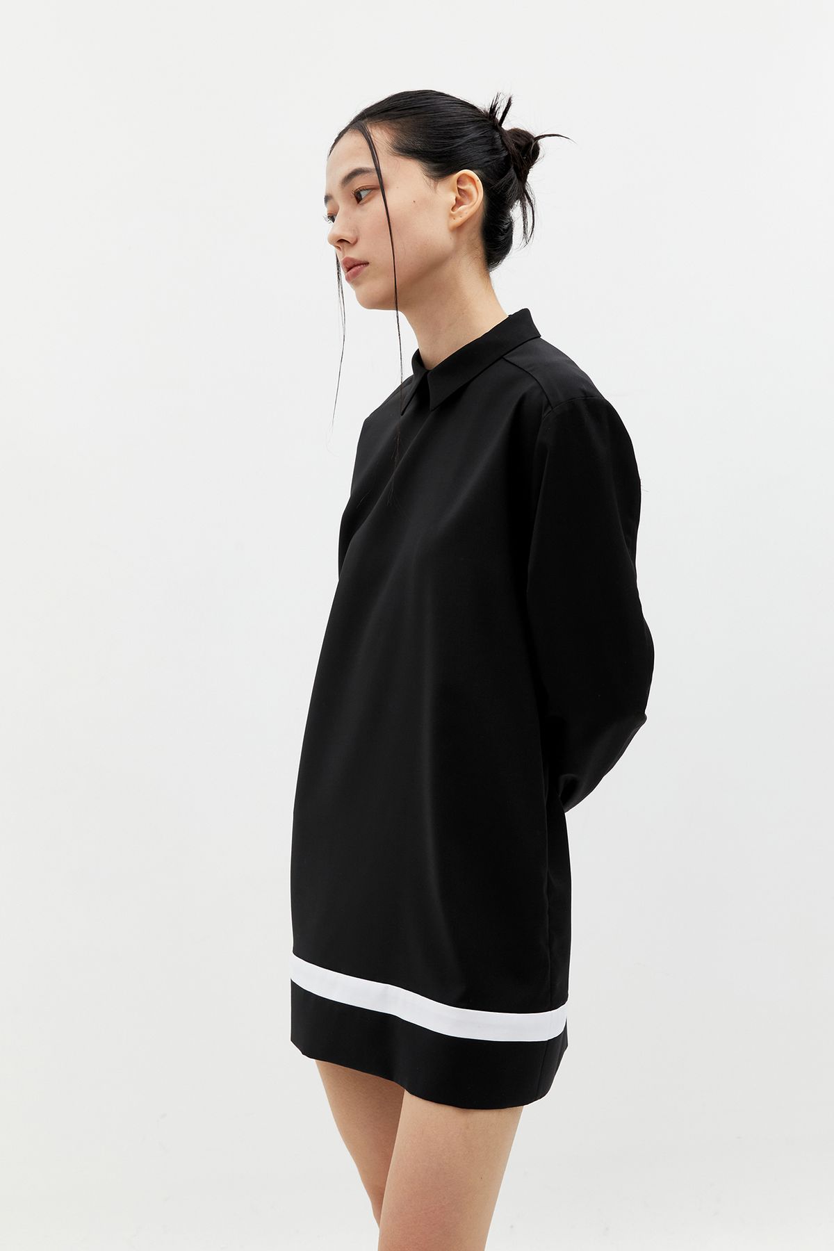블랑드누아(BLANC de NOIRS) 버튼리스 셔츠 원피스 (블랙)