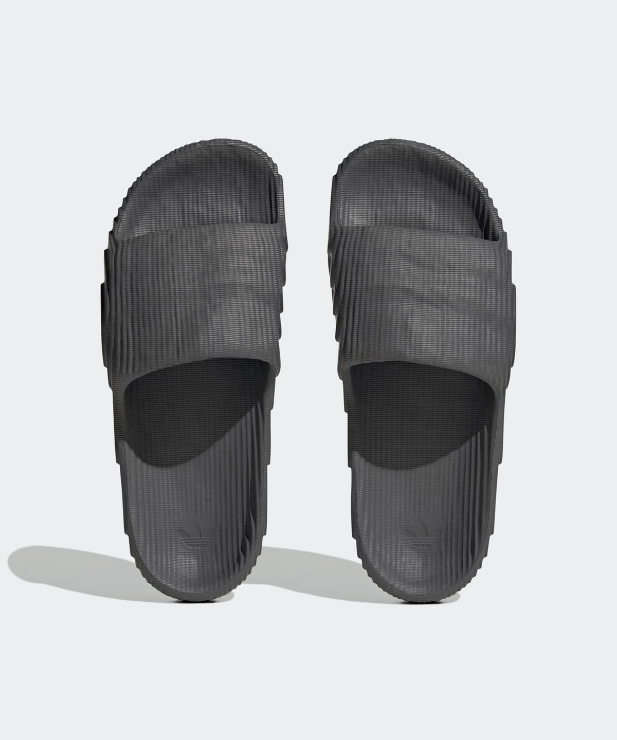 아디다스(ADIDAS) 아딜렛 22 - 다크그레이 / HP6522