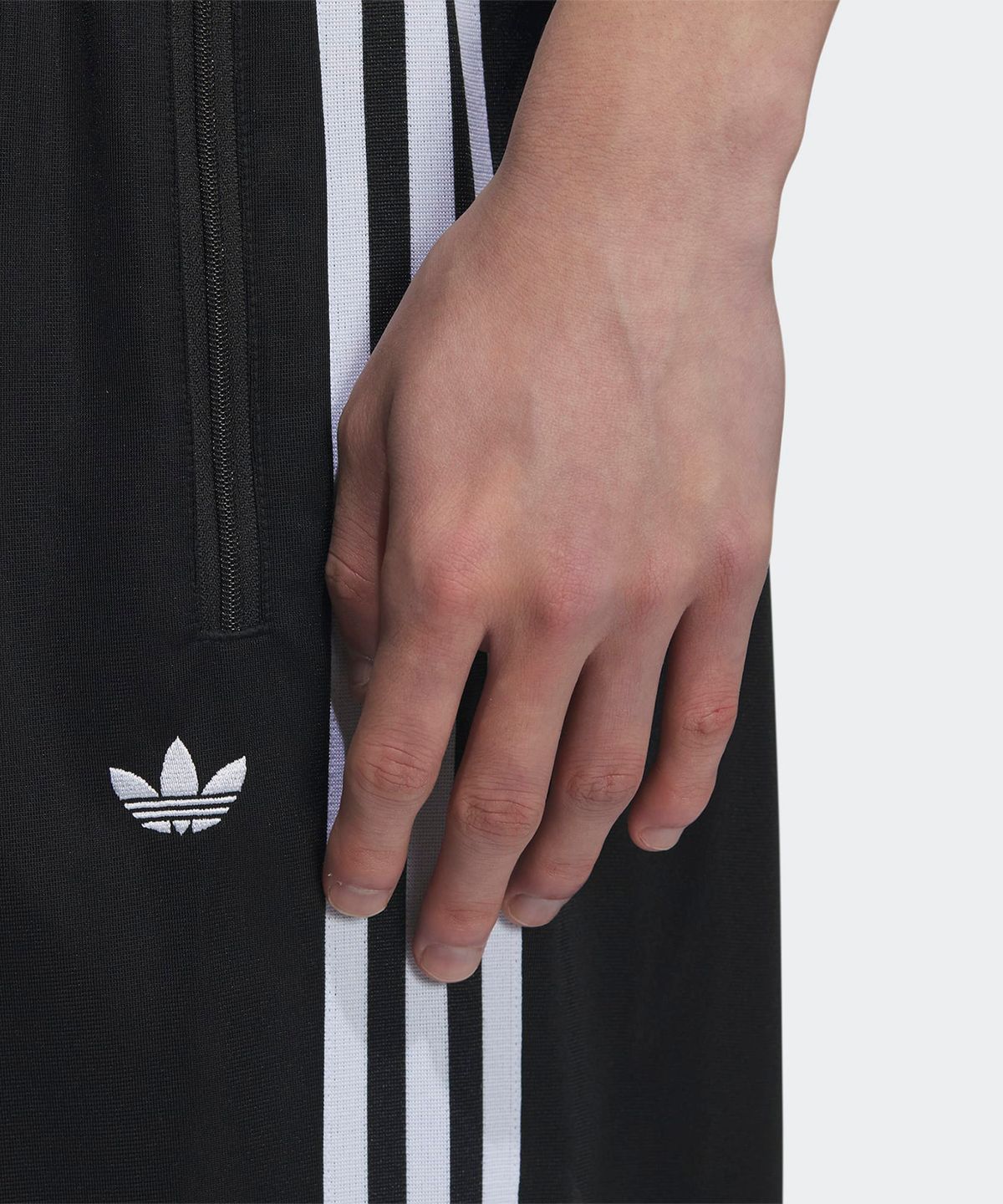 아디다스(ADIDAS) BB 트랙 팬츠 - 블랙 / IK9152