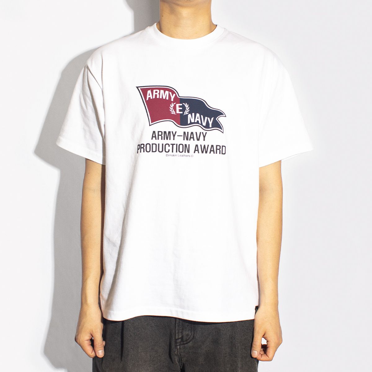딤스킨(DIMSKIN) E AWARD TSHIRT