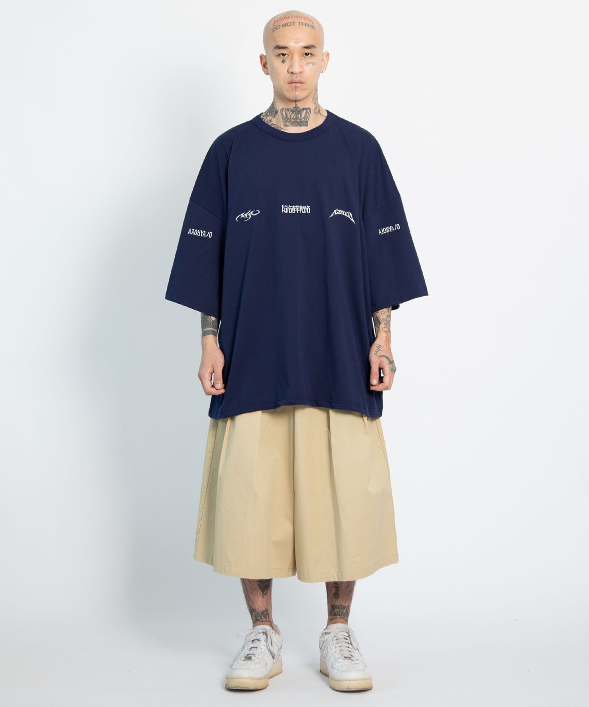 아조바이아조(AJOBYAJO) Total Logo T-Shirt [NAVY]