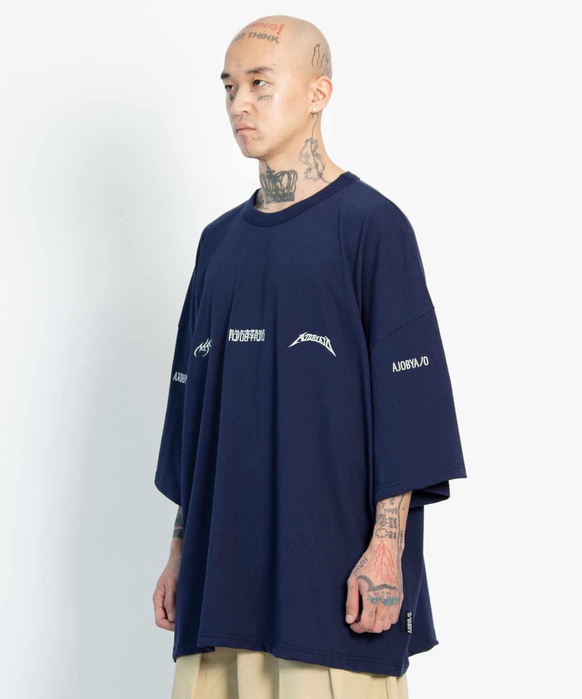 아조바이아조(AJOBYAJO) Total Logo T-Shirt [NAVY]