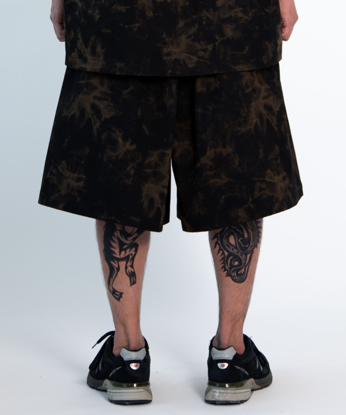 아조바이아조(AJOBYAJO) Tie-Dye Shorts [BLACK]