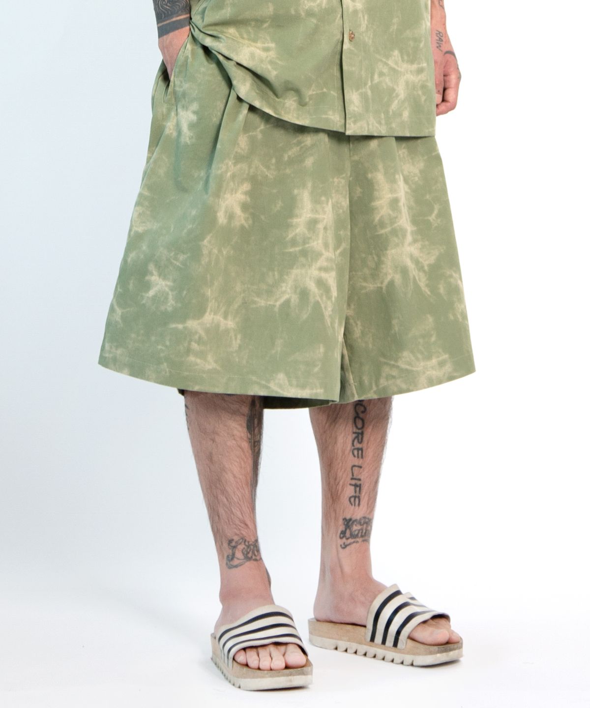 아조바이아조(AJOBYAJO) Tie-Dye Shorts [MINT]