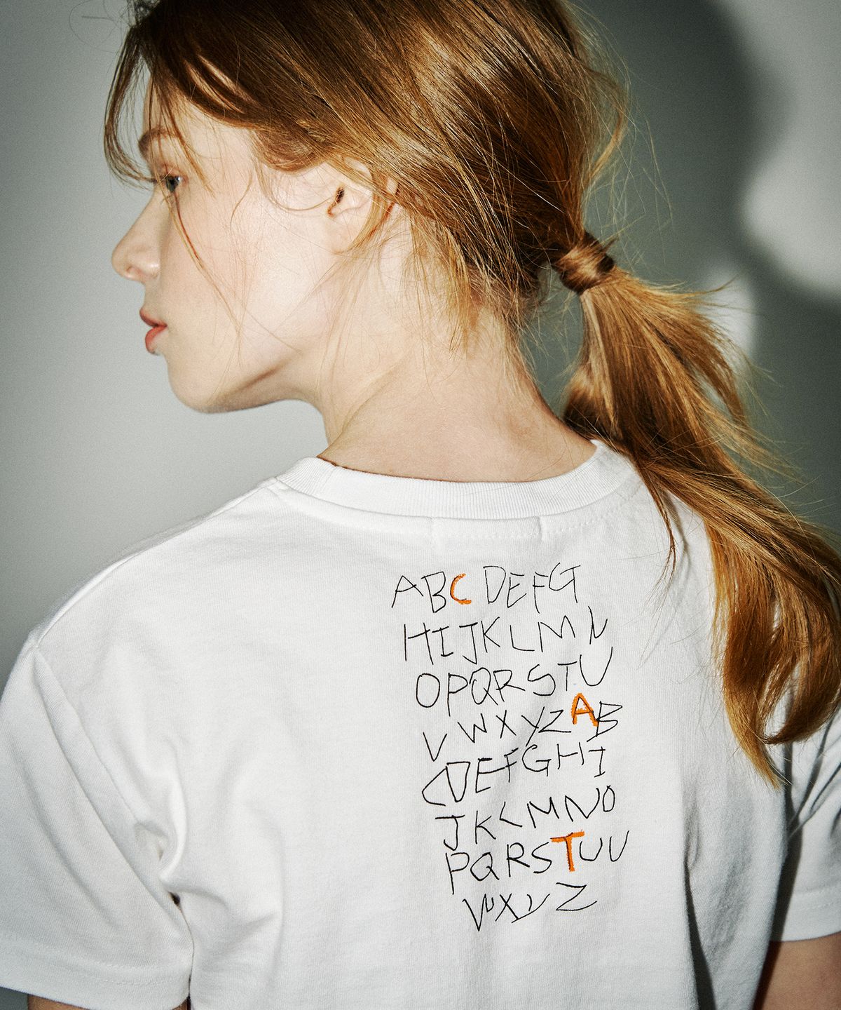 사라나기(SARANAGI) SE01-CROP DOODLE TSHIRT WHITE