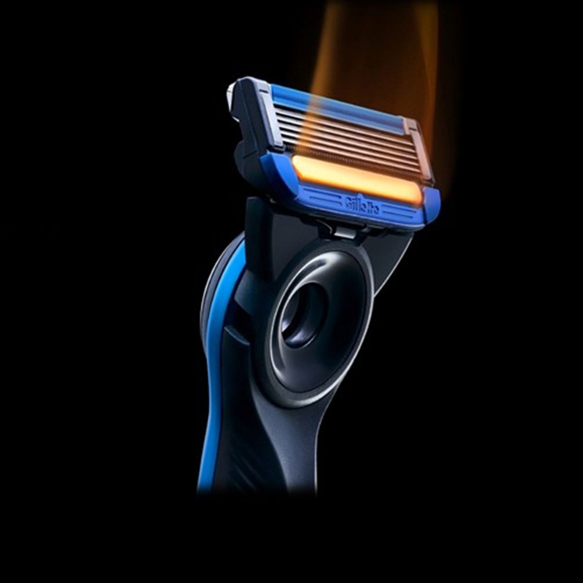 질레트(GILLETTE) 랩스 히티드 레이저 부가티 에디션 (핸들 +2입+충전독) + 부가티 토이카 + 아이언맨 무선충전기(한정수량 140개) [G115][S631][S340]