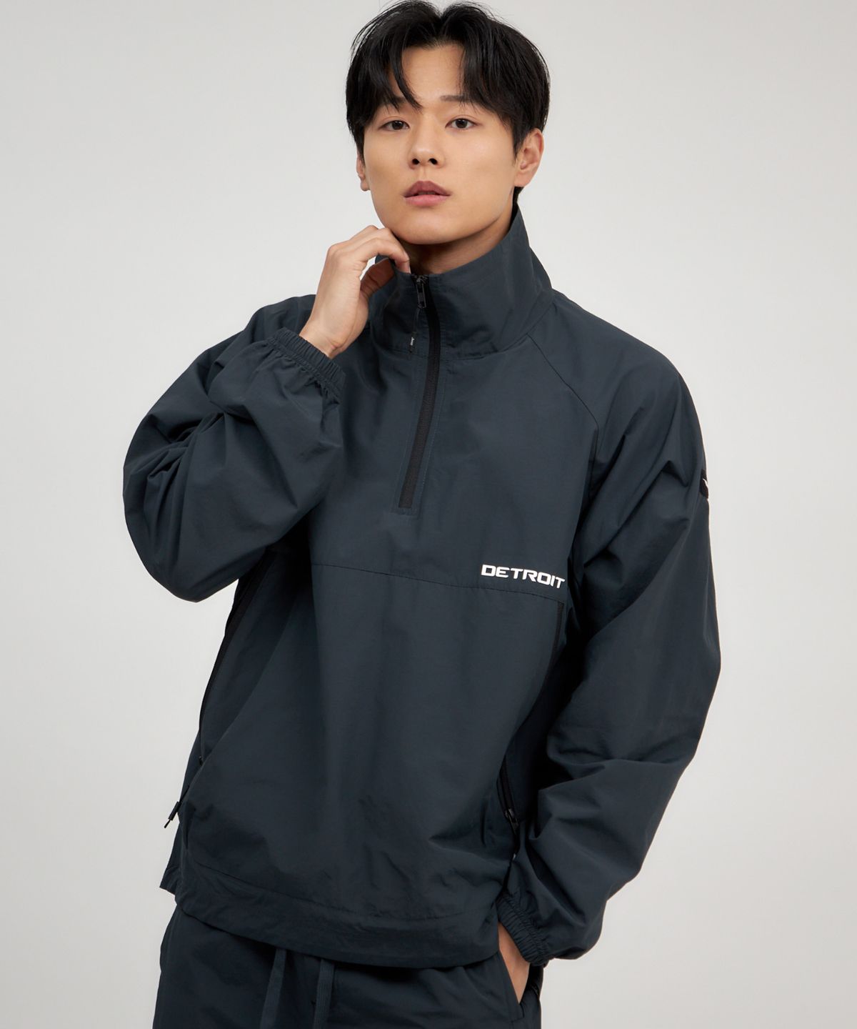 지프(JEEP) Wagoneer Zip-up Anorak (JO0JPU262GR)
