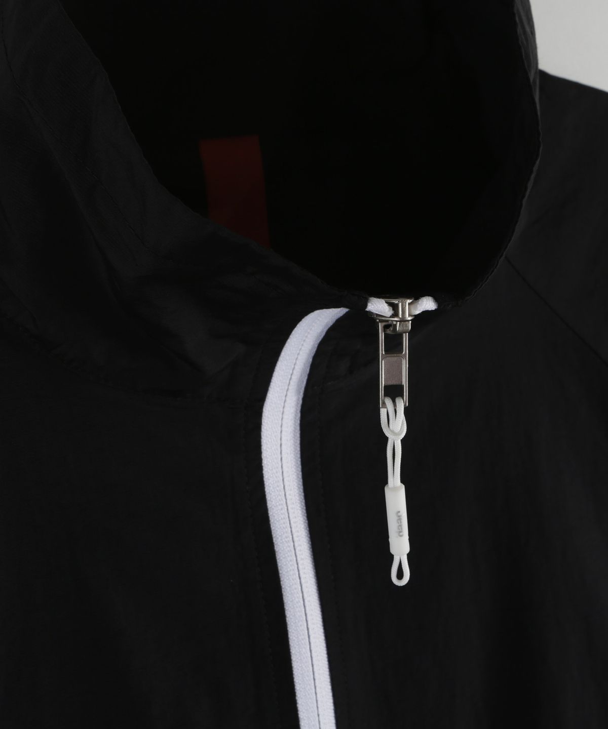 지프(JEEP) Wagoneer Zip-up Anorak (JO0JPU262BK)