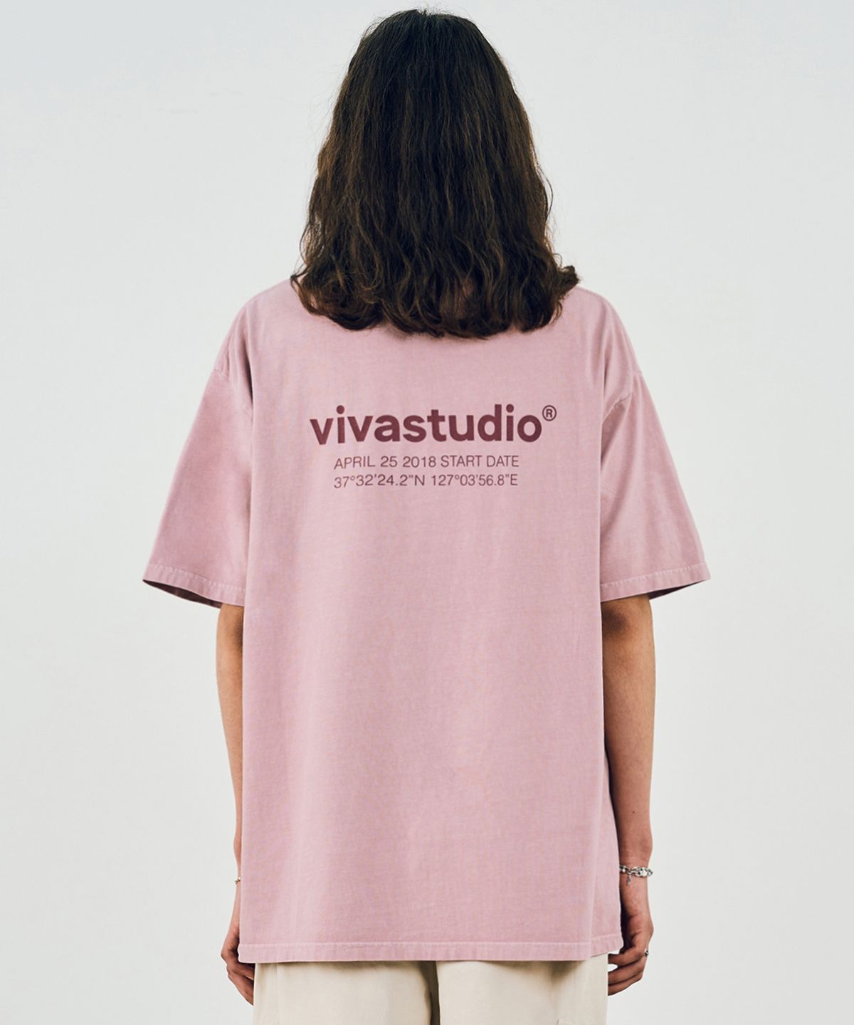 비바스튜디오(VIVASTUDIO) LOCATION SHORT SLEEVE [DYED PINK]
