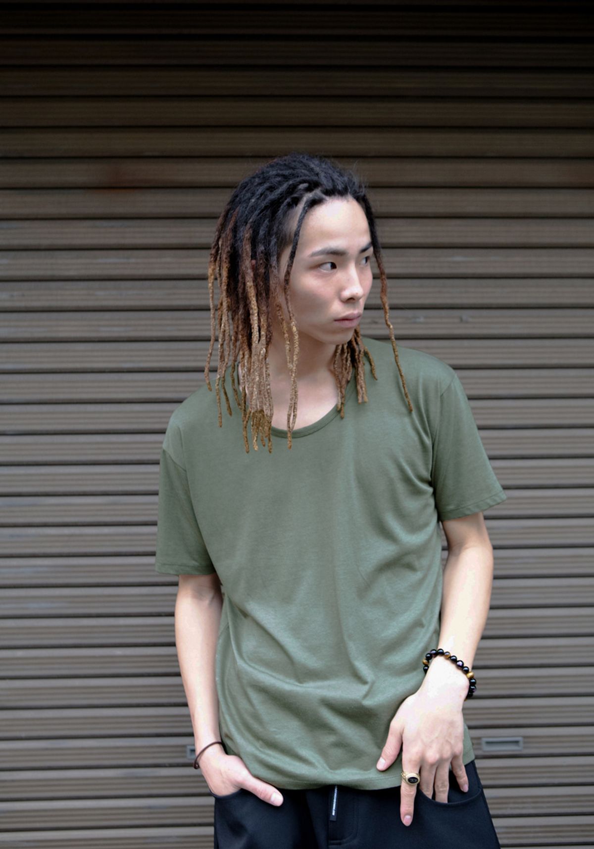 고저(GOZER) UNDER HALF T-SHIRT_KHAKI