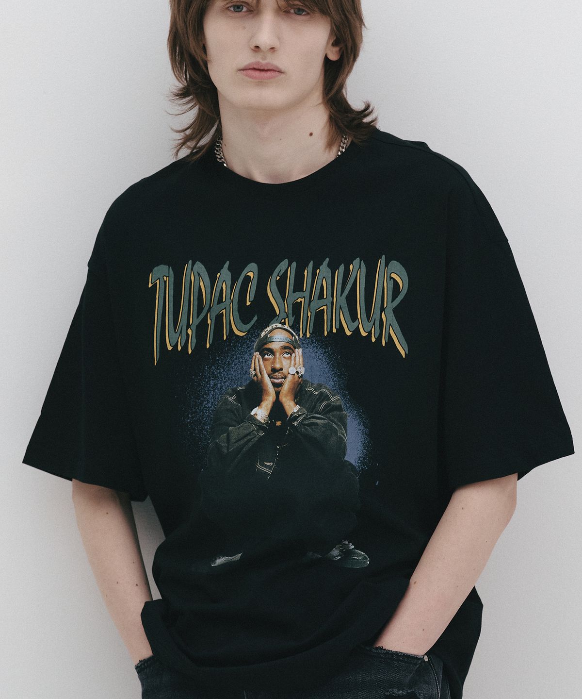 브라바도(BRAVADO) TUPAC SITTING (BRENT2390)