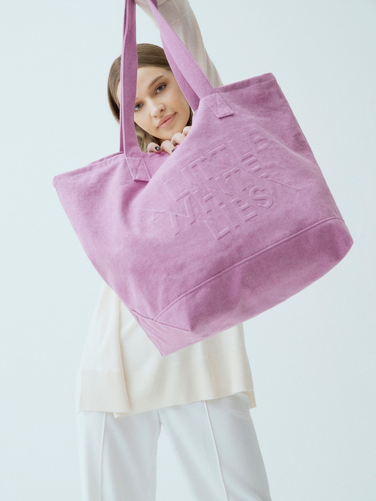 엘더블유엘(LWL) CANDY CRUSH DENIM TOTE h PURPLE (캔디크러시 데님 토트 h 퍼플)