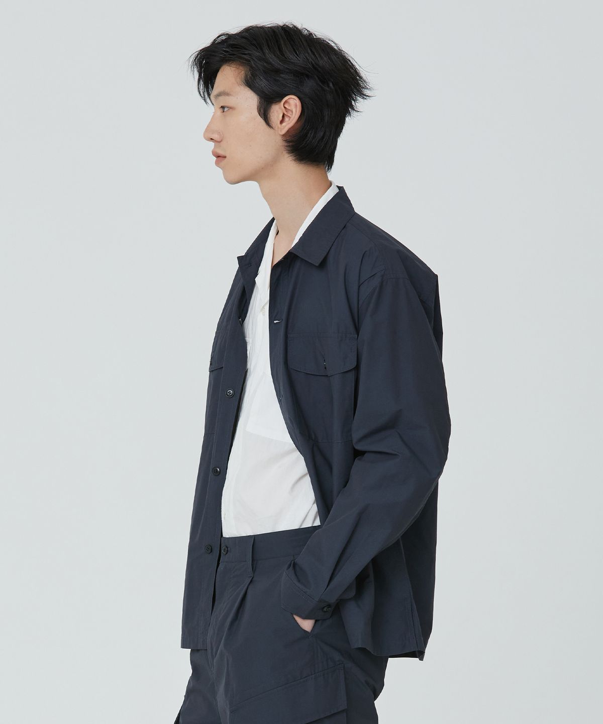 퍼블릭피겨(PUBLICFIGURE) 샴브레이 셔츠 자켓_네이비