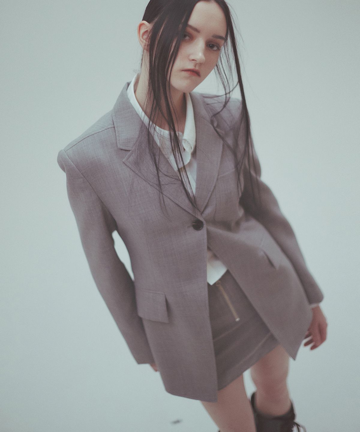 라클레르(RACLEUR) RA 원버튼 테일러드 싱글 자켓[GRAY]