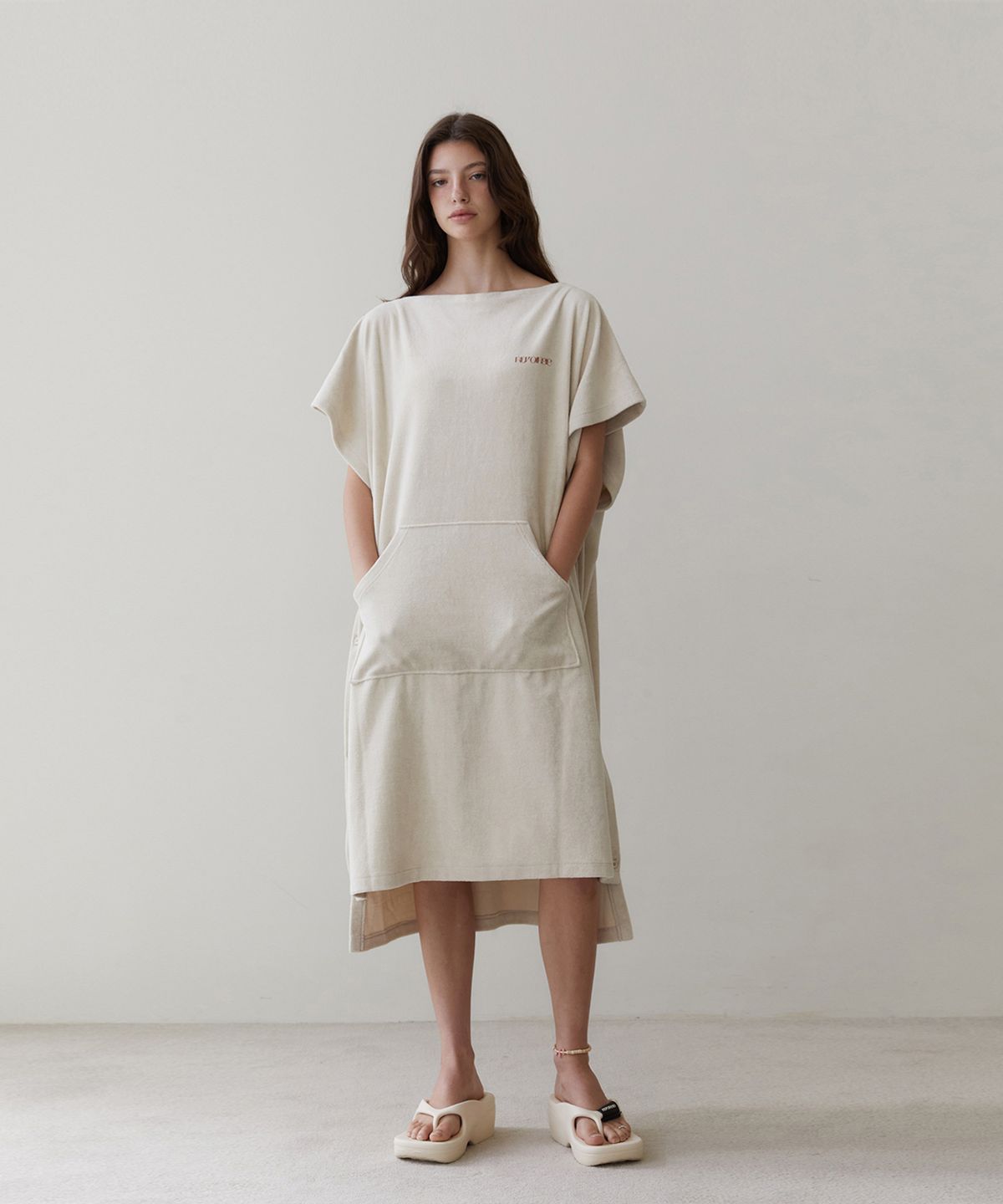 르브아시스(REVOIRSIS) RVIS terry twoway poncho cream