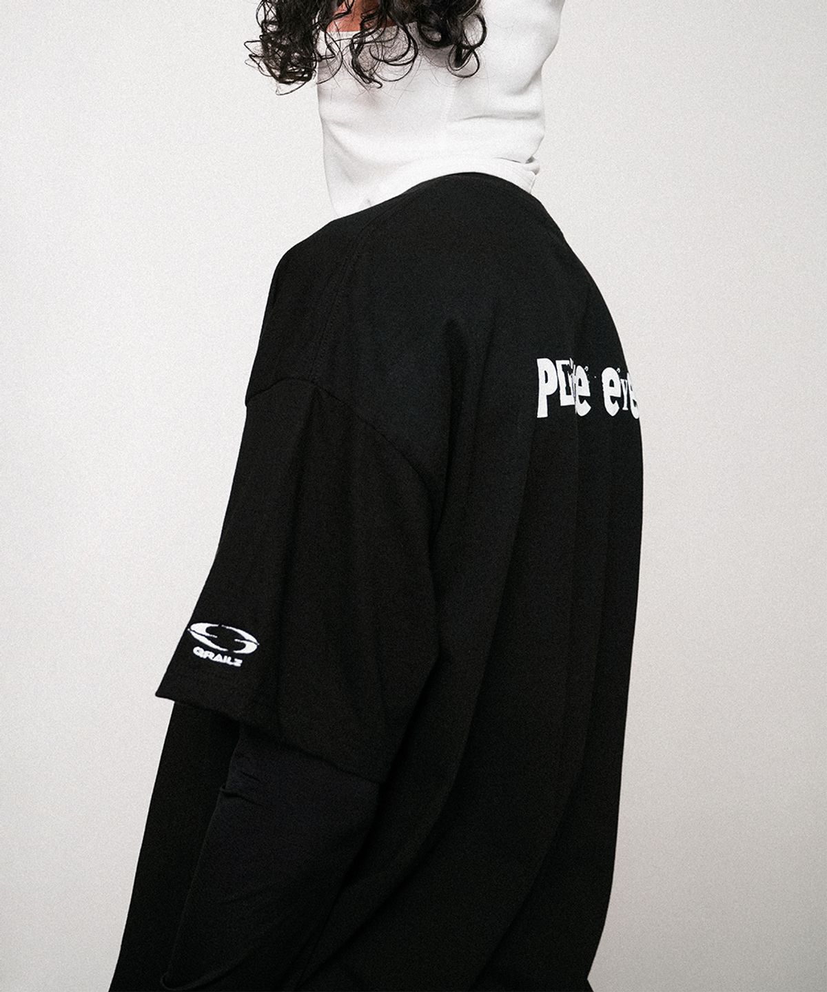 그레일즈(GRAILZ) PRIVATE EYE T-SHIRTS [BLACK]