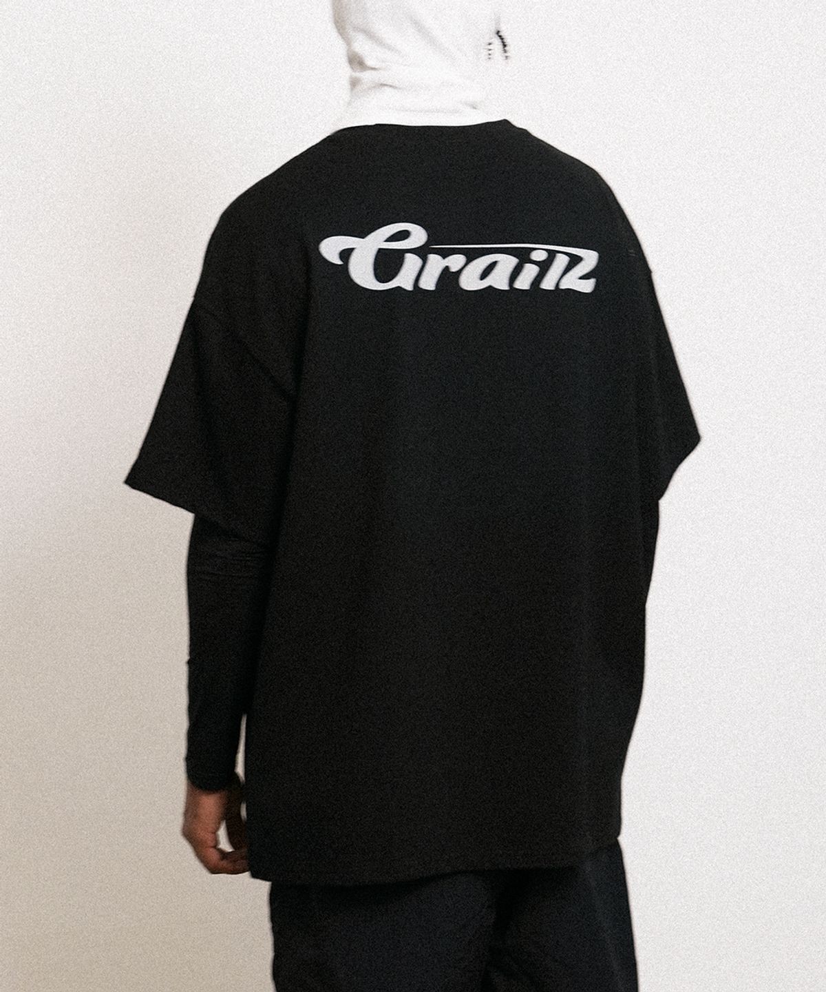 그레일즈(GRAILZ) OVAL LOGO T-SHIRTS [BLACK]