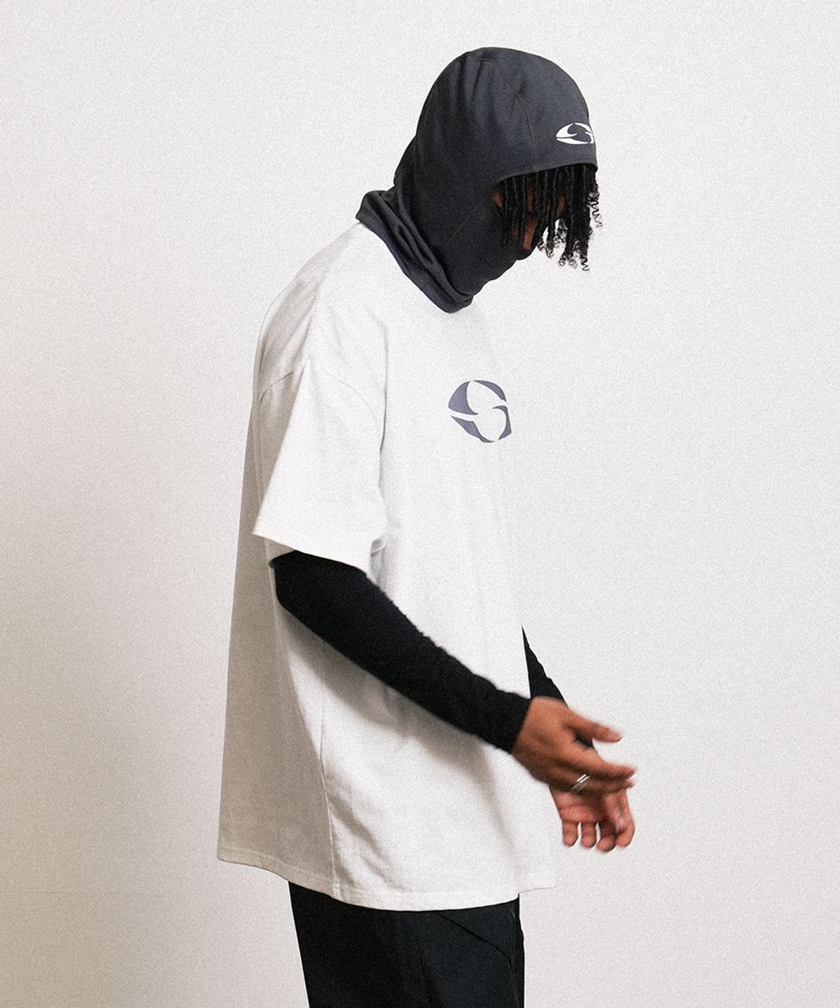 그레일즈(GRAILZ) OVAL LOGO T-SHIRTS [WHITE]