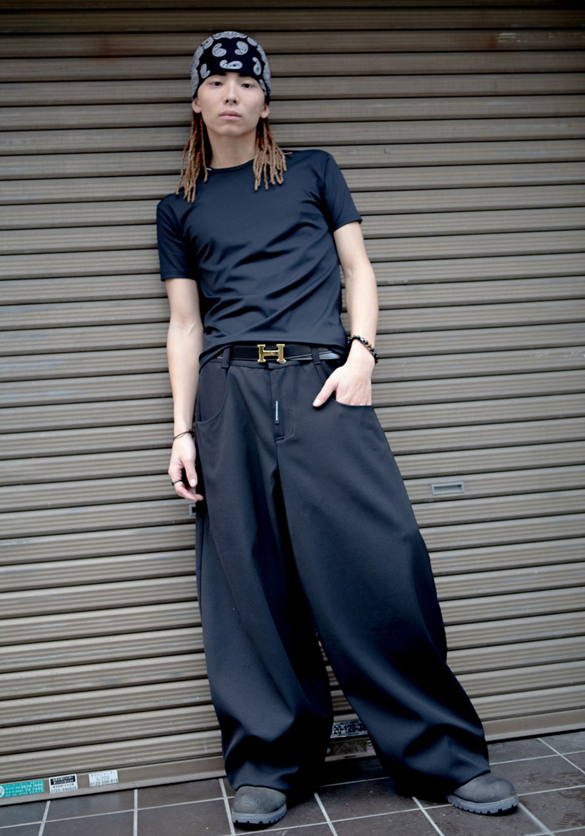 고저(GOZER) LABEL SLIM-TENSION T-SHIRT_BLACK