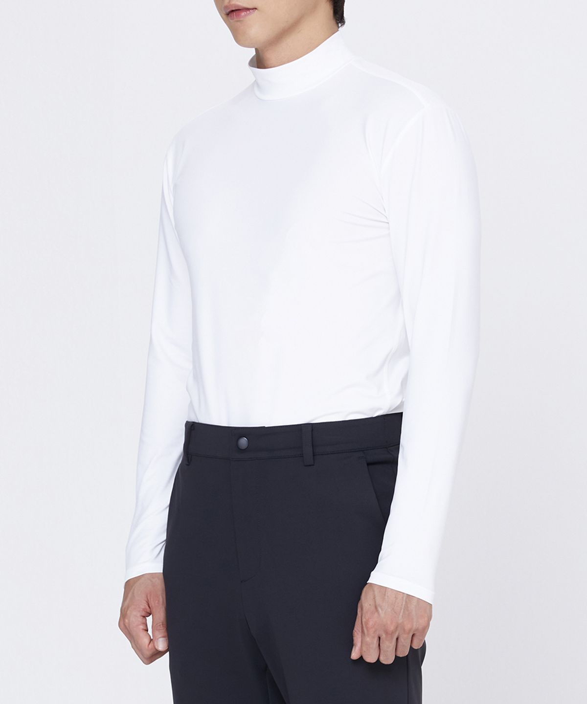 무신사 스탠다드 스포츠(MUSINSA STANDARD SPORTS) 무브라이트 스탠넥 기모 베이스레이어 롱슬리브 (2color)