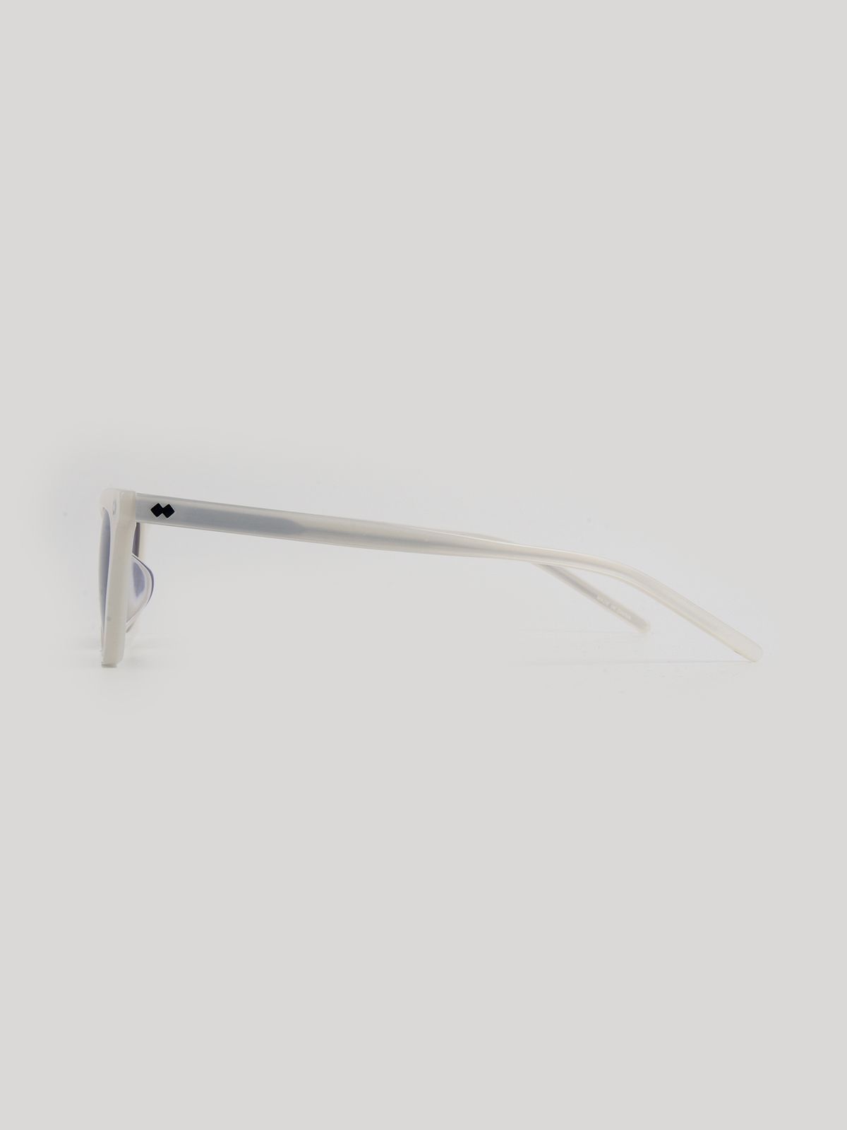 긱타아이웨어(GEEKTAEYEWEAR) HIPI(WT)