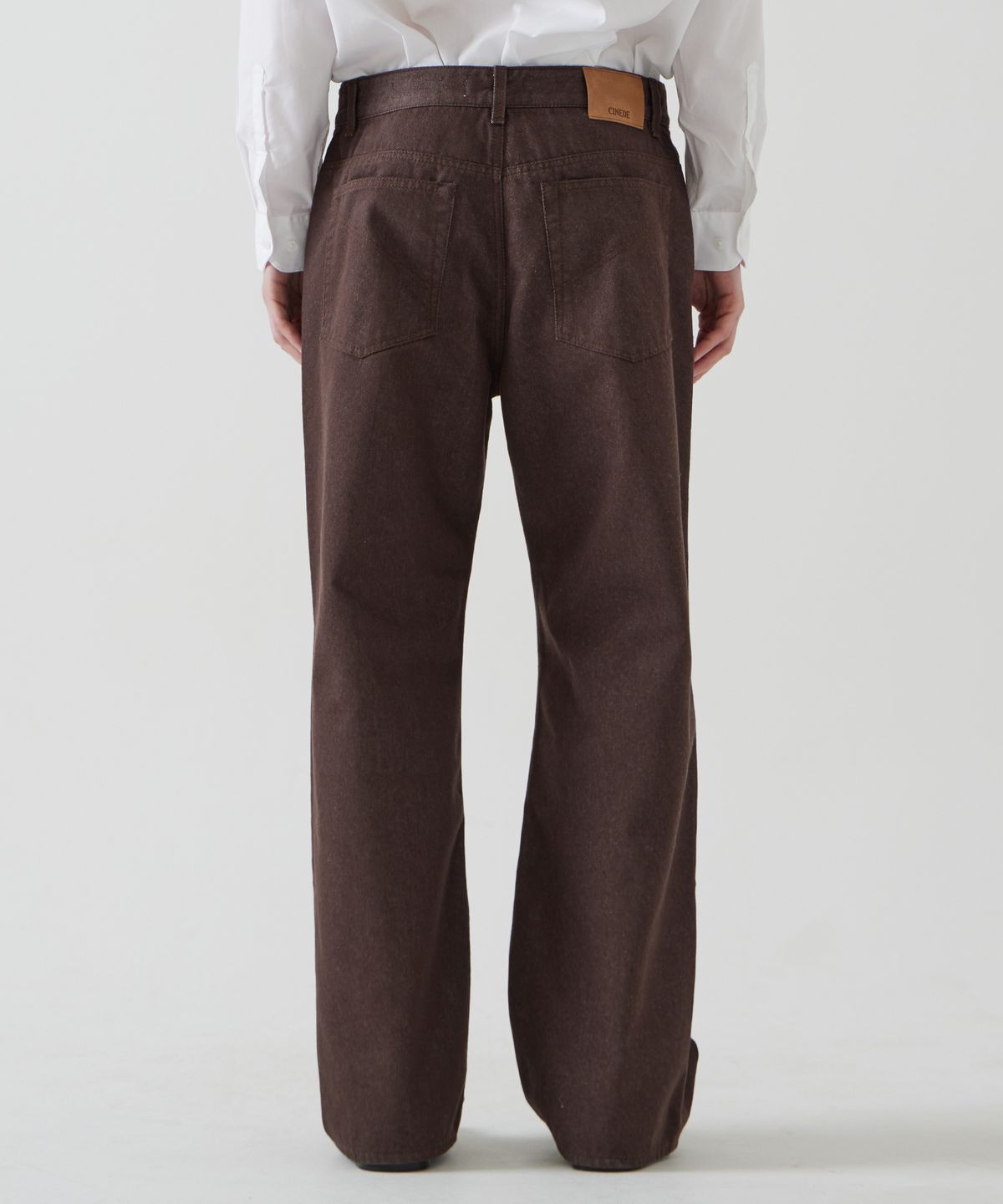 씨네드(CINEDE) [Pluto Wide Pintuck Denim - BROWN]플루토 와이드 핀 턱 데님 - BROWN