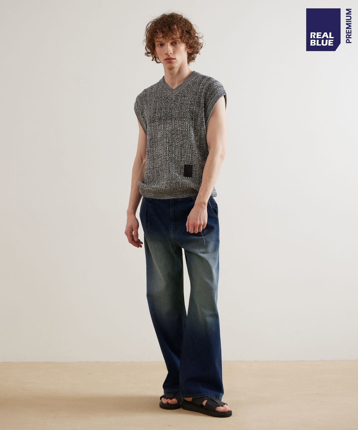씨네드(CINEDE) [Mare Wide Washed Pintuck Denim - BLUE GRAY]마레 와이드 워싱 핀 턱 데님 - BLUE GRAY