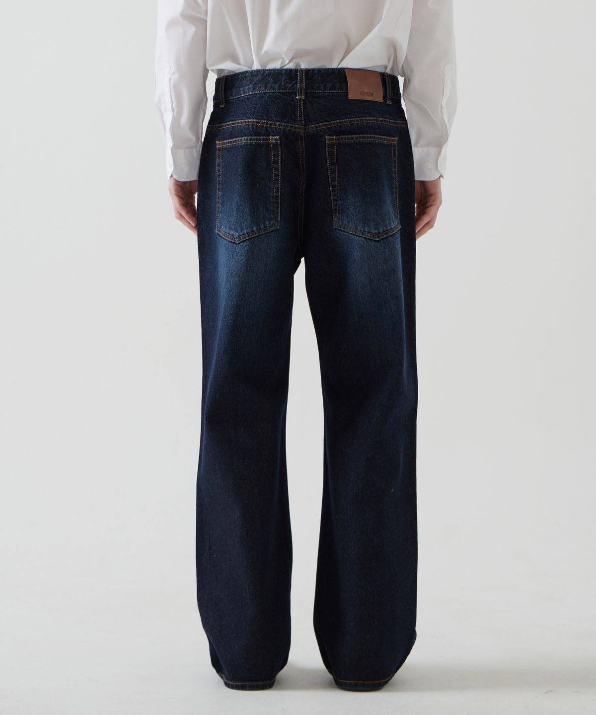 씨네드(CINEDE) [Saturn Wide Washed Pintuck Denim - DEEP INDIGO]새턴 와이드 워싱 핀 턱 데님- DEEP INDIGO